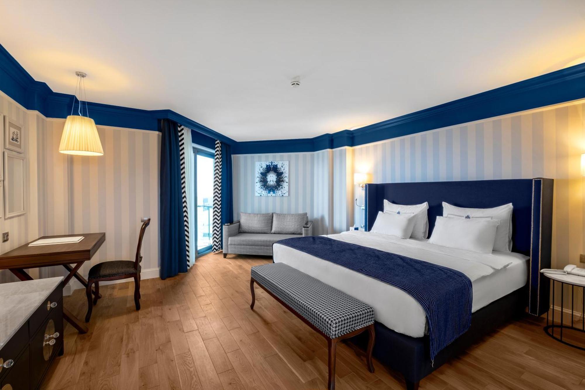 Deluxe Doppelzimmer mit Balkon und Meerblick